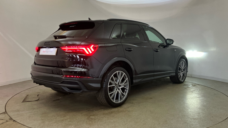 Audi Q3 45 TFSI e Black Edition 5dr S Tronic Estate